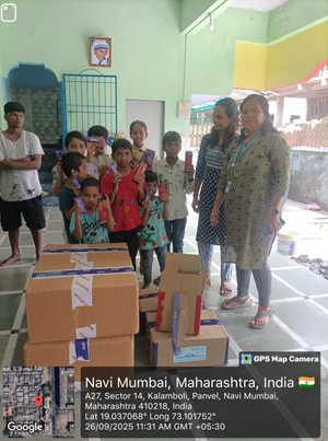 Collection and Donation of Old Clothes Toys and Eatables to Gyan Ashram Sant Gold King Ashram 04