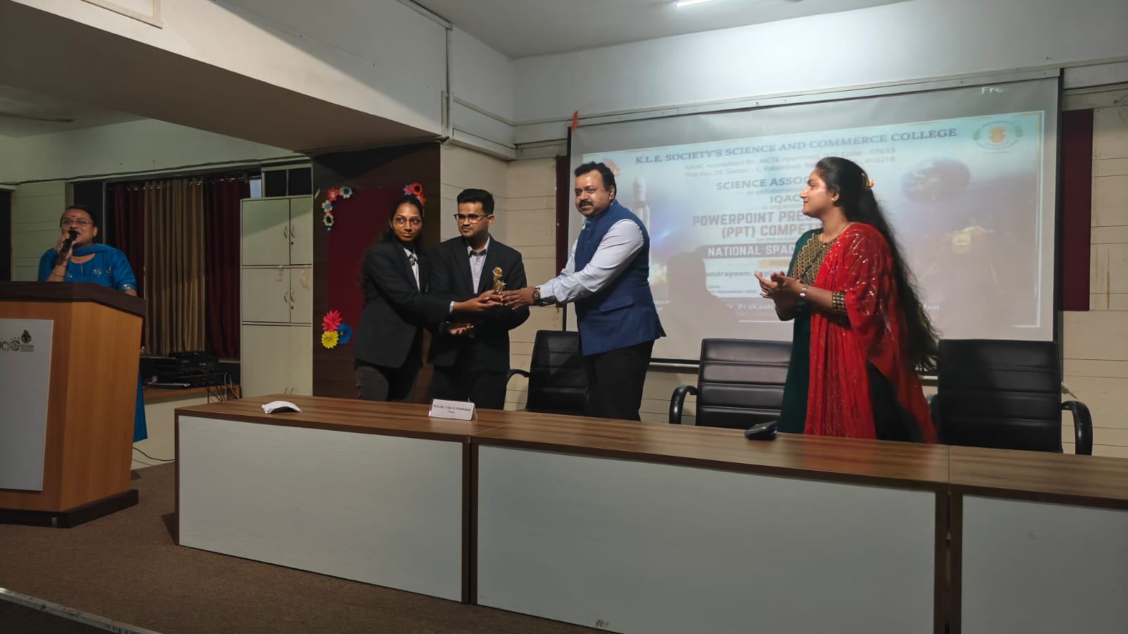 Powerpoint Presentation Competition 02